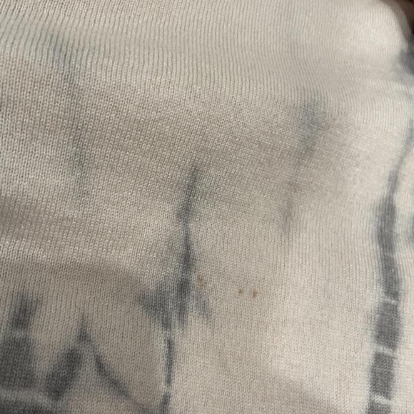 Chan Luu Tie Dye Oversized Long Sleeve Top 45% Cashmere, 55% Silk - Picture 5 of 5